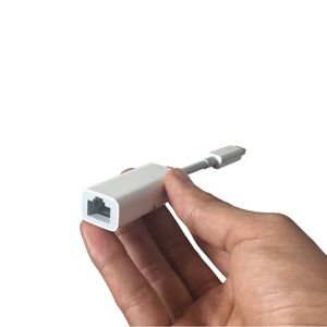 Apple Thunderbolt to Gigabit Ethernet Adapter